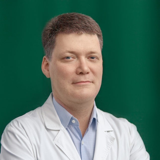 Врач Института лечения боли